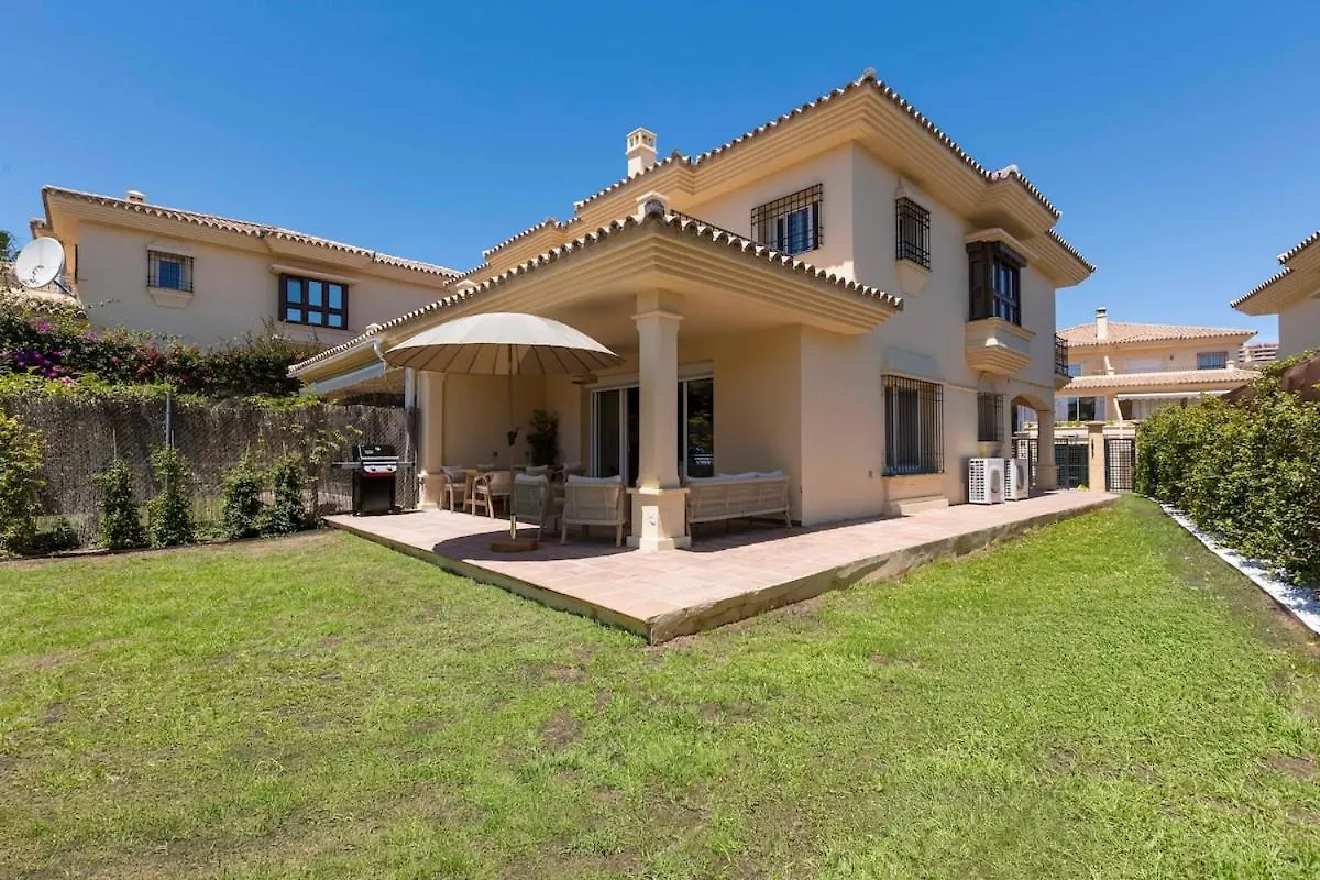 Casa Estelle - Cozy With Lovely Garden! MIJAS COSTA Prázdninový dům